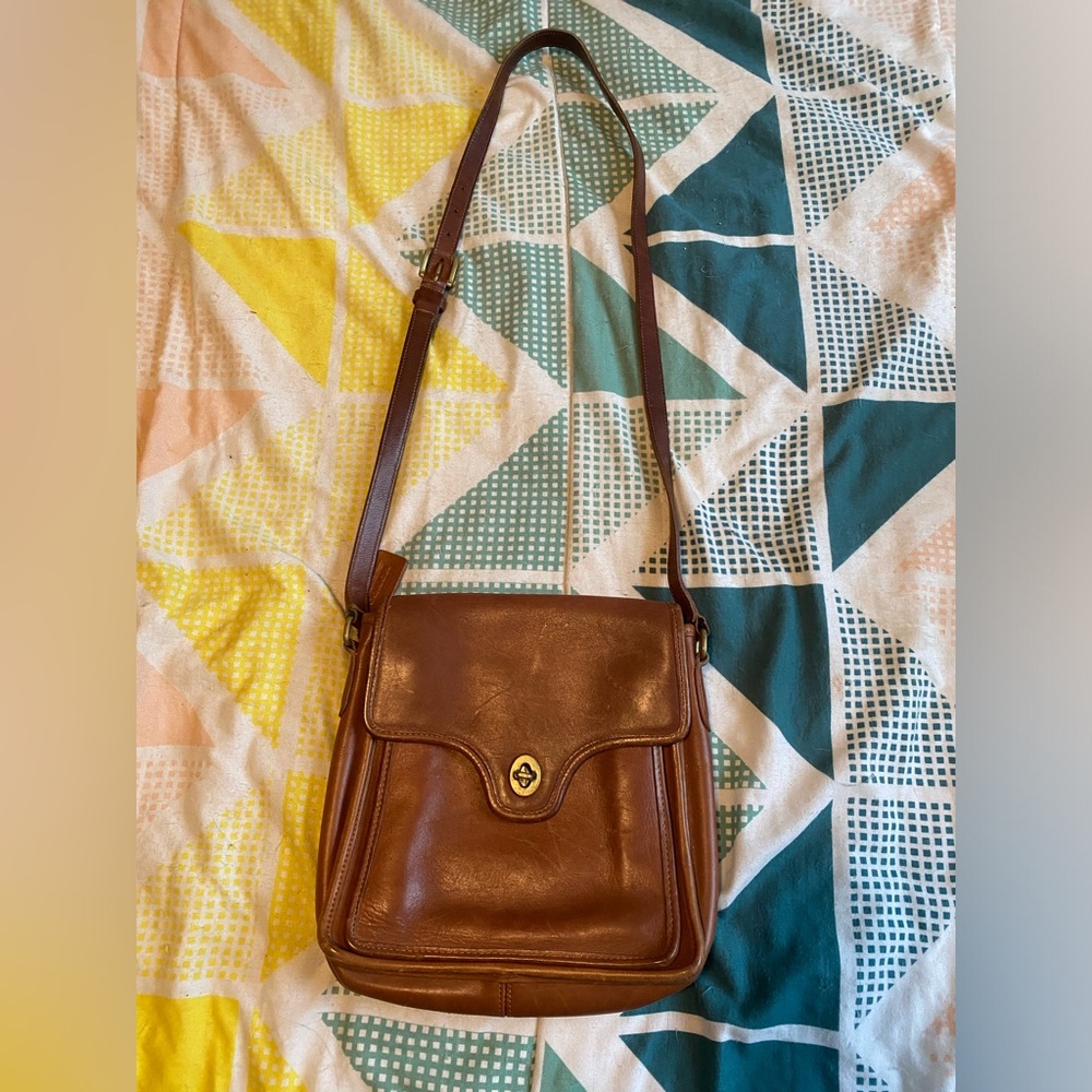 Retro Brown Coach Shoulder Bag